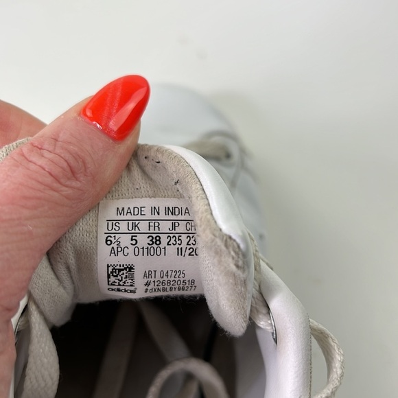 Adidas Stan Smith White Leather Sneakers  Men's 6 ½ Women's 8 - Picture 5 of 9